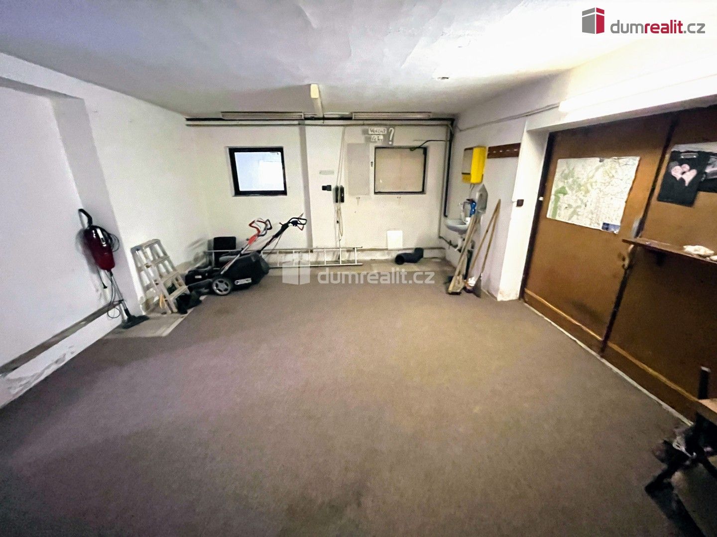 Obchodní prostory, Jižní, Uherské Hradiště, 71 m² - 1