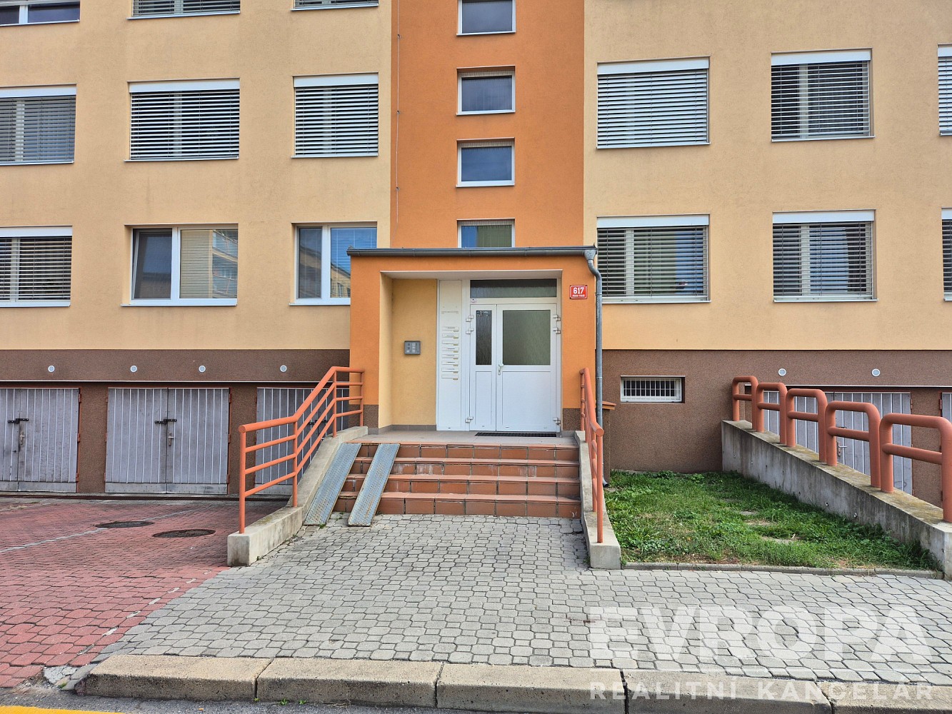 Pronájem byt 5+1 - Uherská, Praha 9 - Vinoř, 100 m² - 5