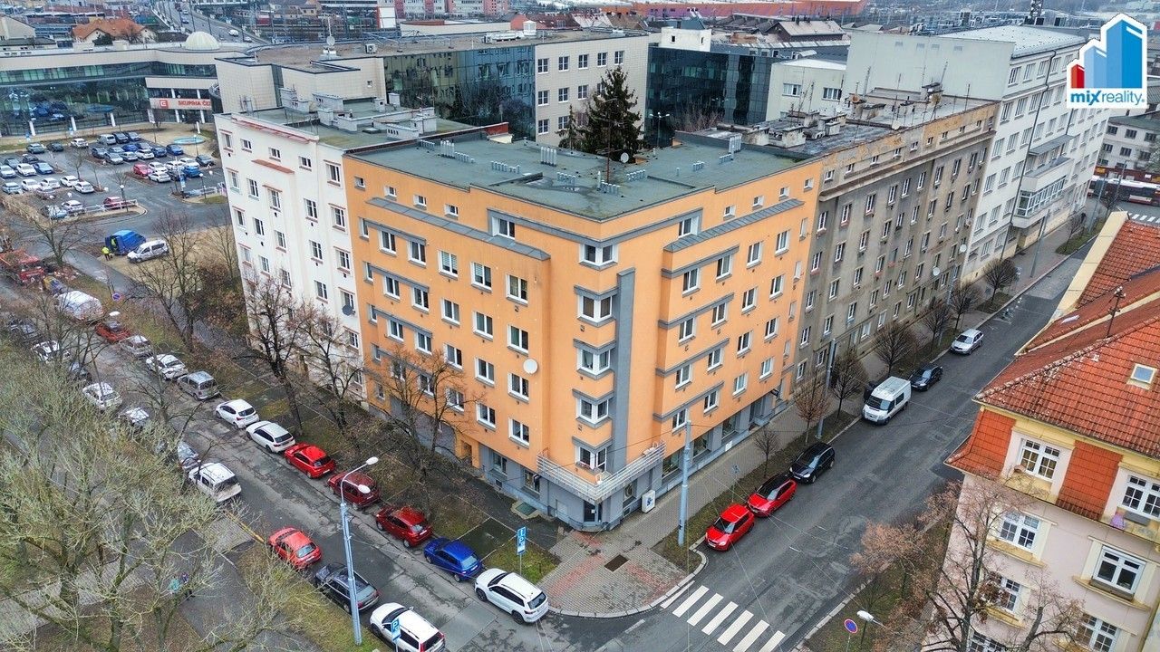 3+1, Sladkovského, Plzeň, 78 m²