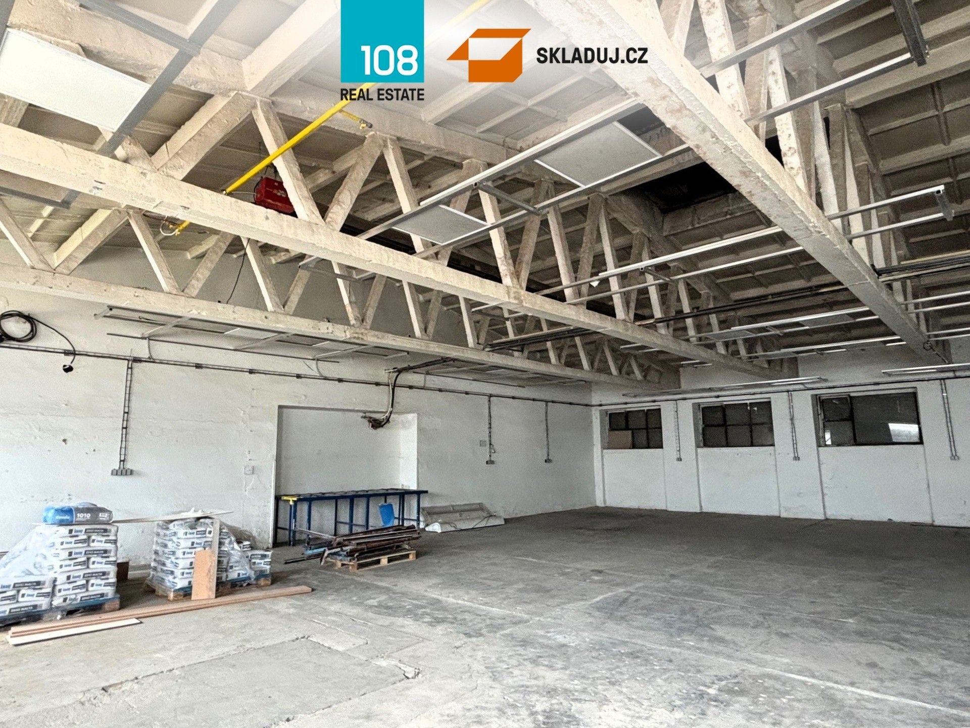 Sklad · 1 510 m² · U továren 770, Praha Hostivař - 3