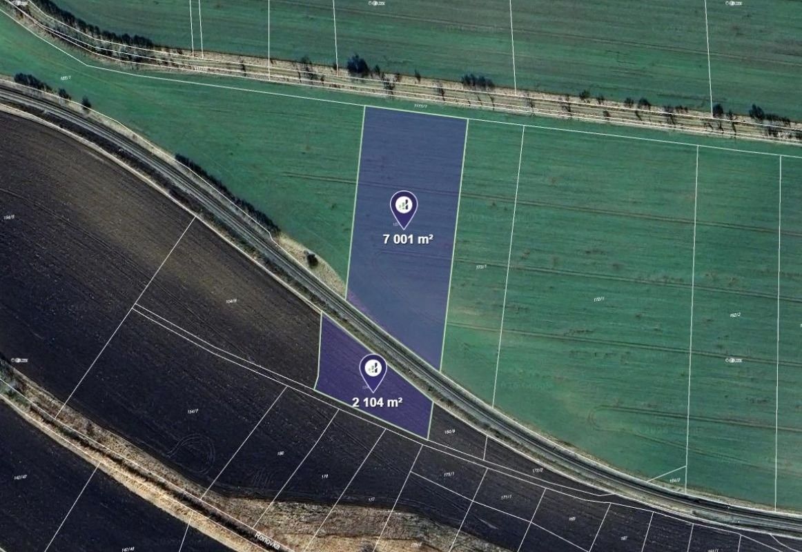 Zemědělské pozemky, Oskořínek, 9 105 m²