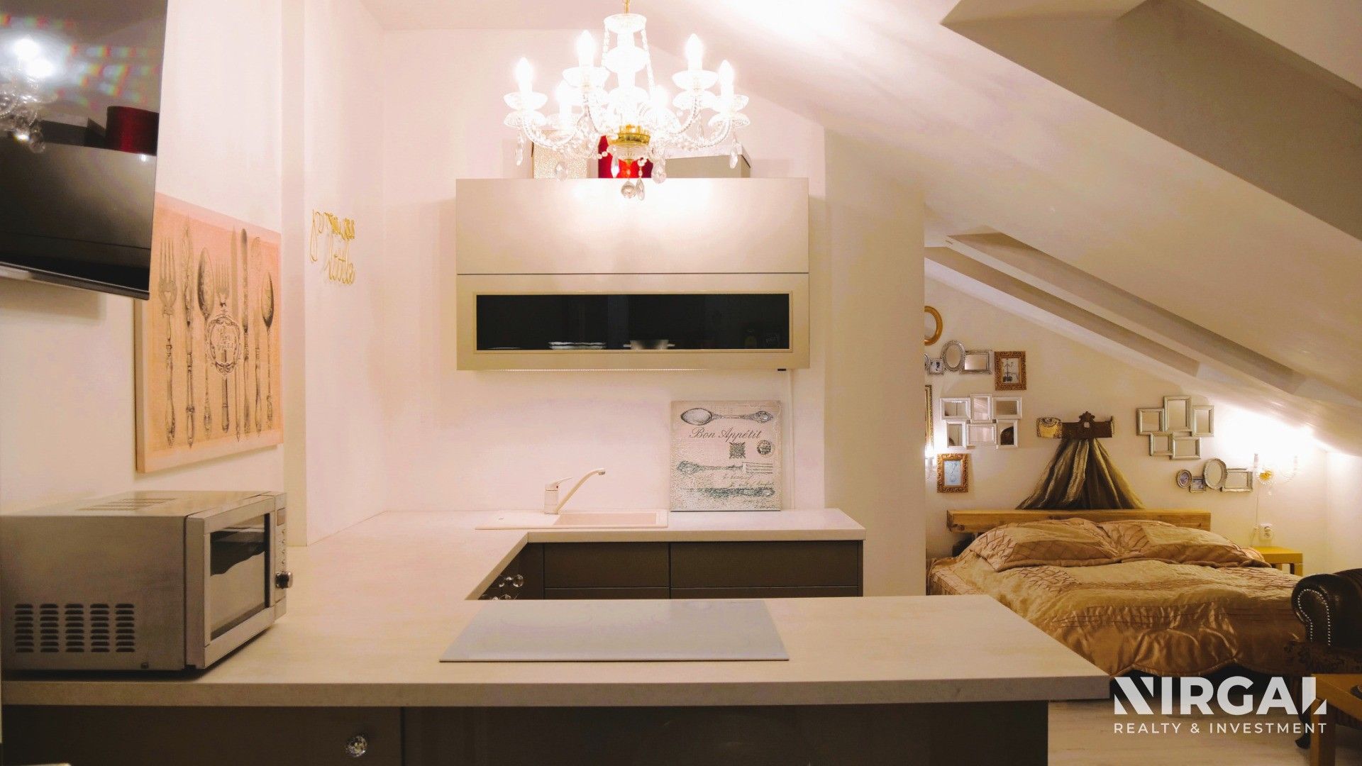 Prodej byt 1+kk - Slavojova, Praha, 35 m²