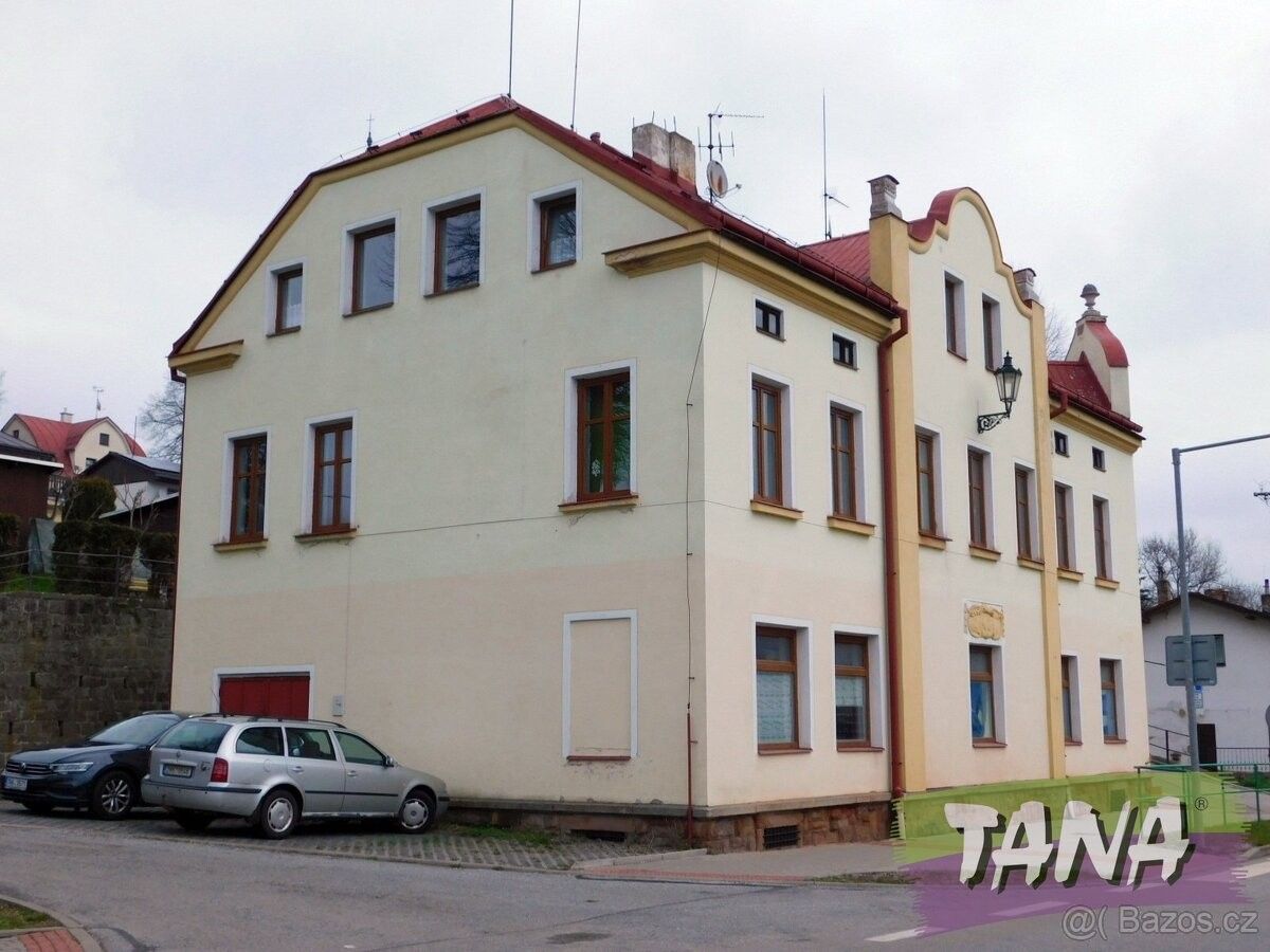 Rodinné domy, Chotěvice, 543 76