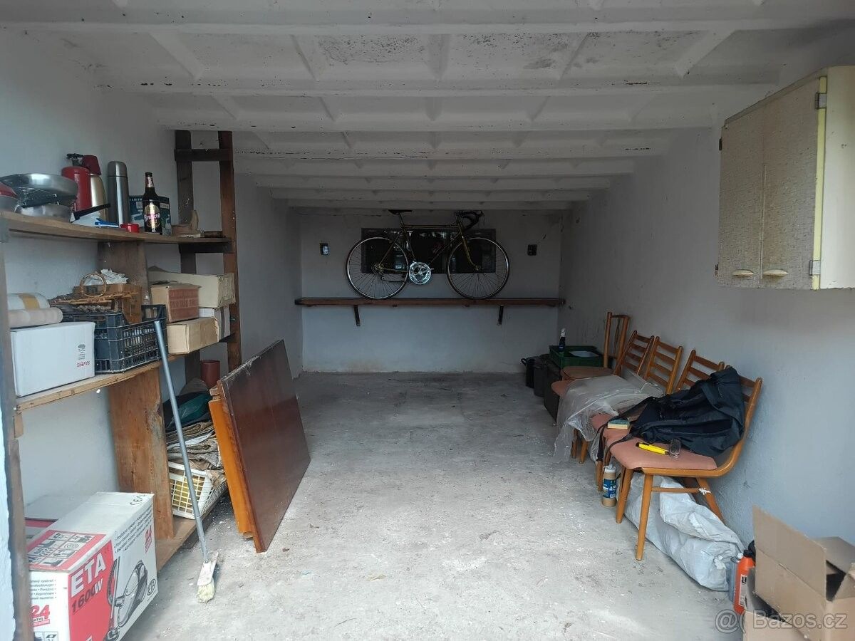 Garáž · České Budějovice, 370 01 - 4