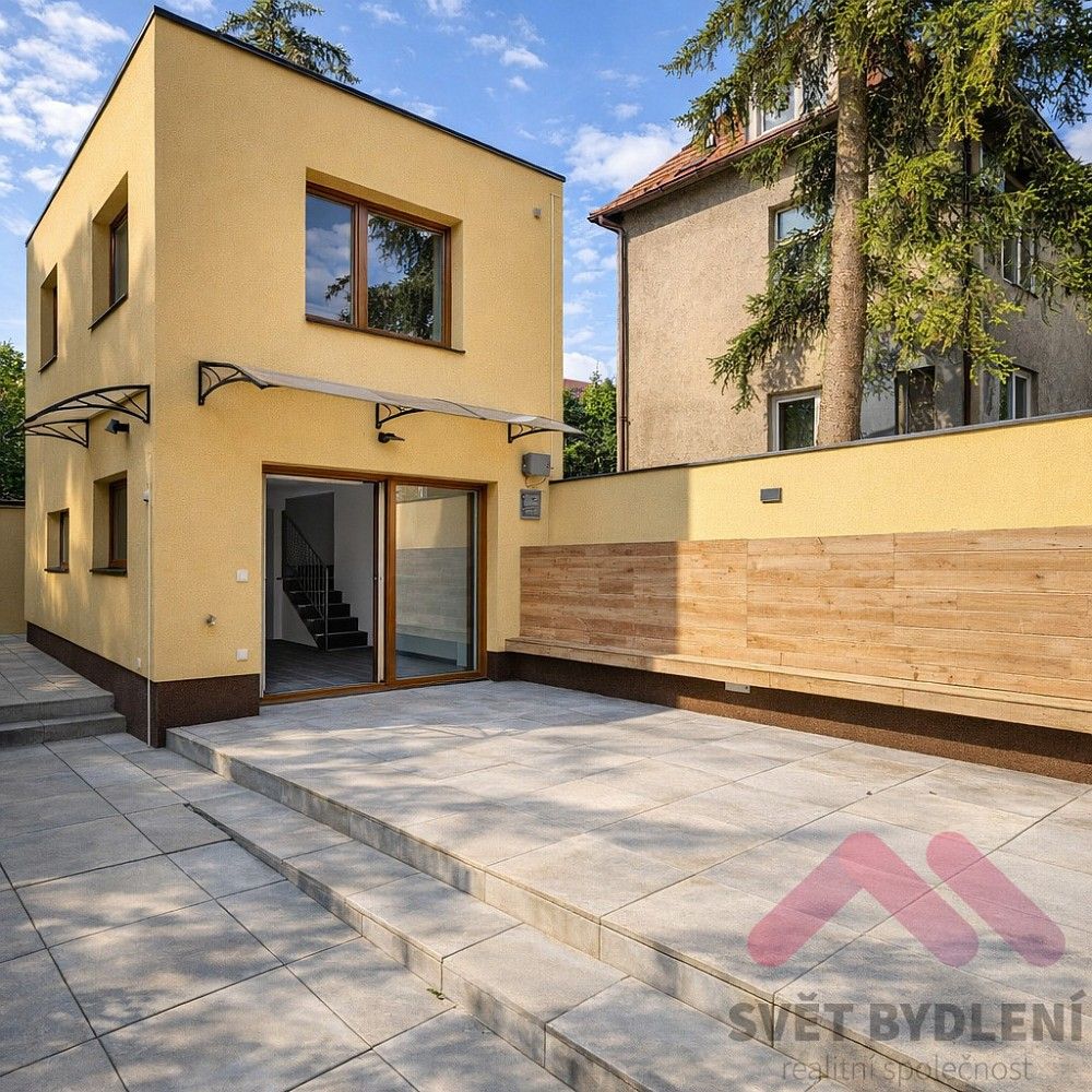 Rodinné domy, Oválová, Praha 6 - Vokovice, 47 m² - 1