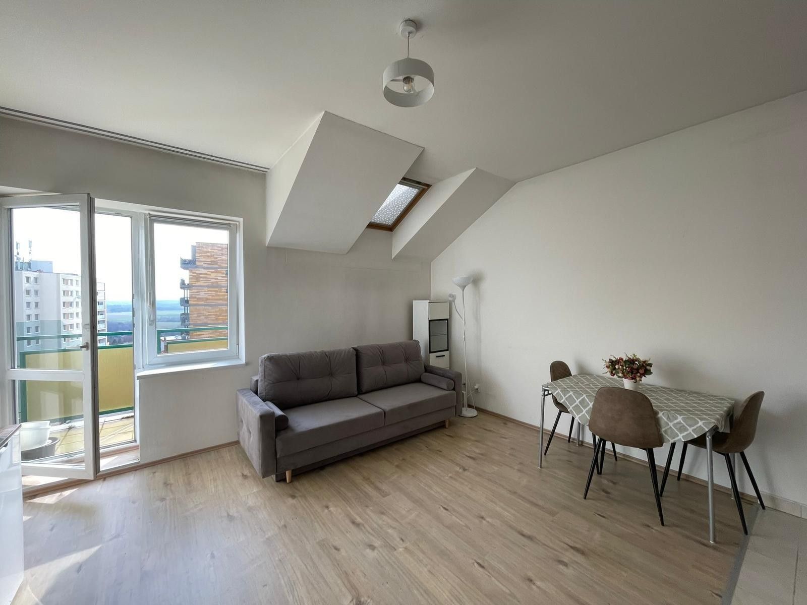 1+kk, Padovská, Praha - Horní Měcholupy, 37 m² - 1