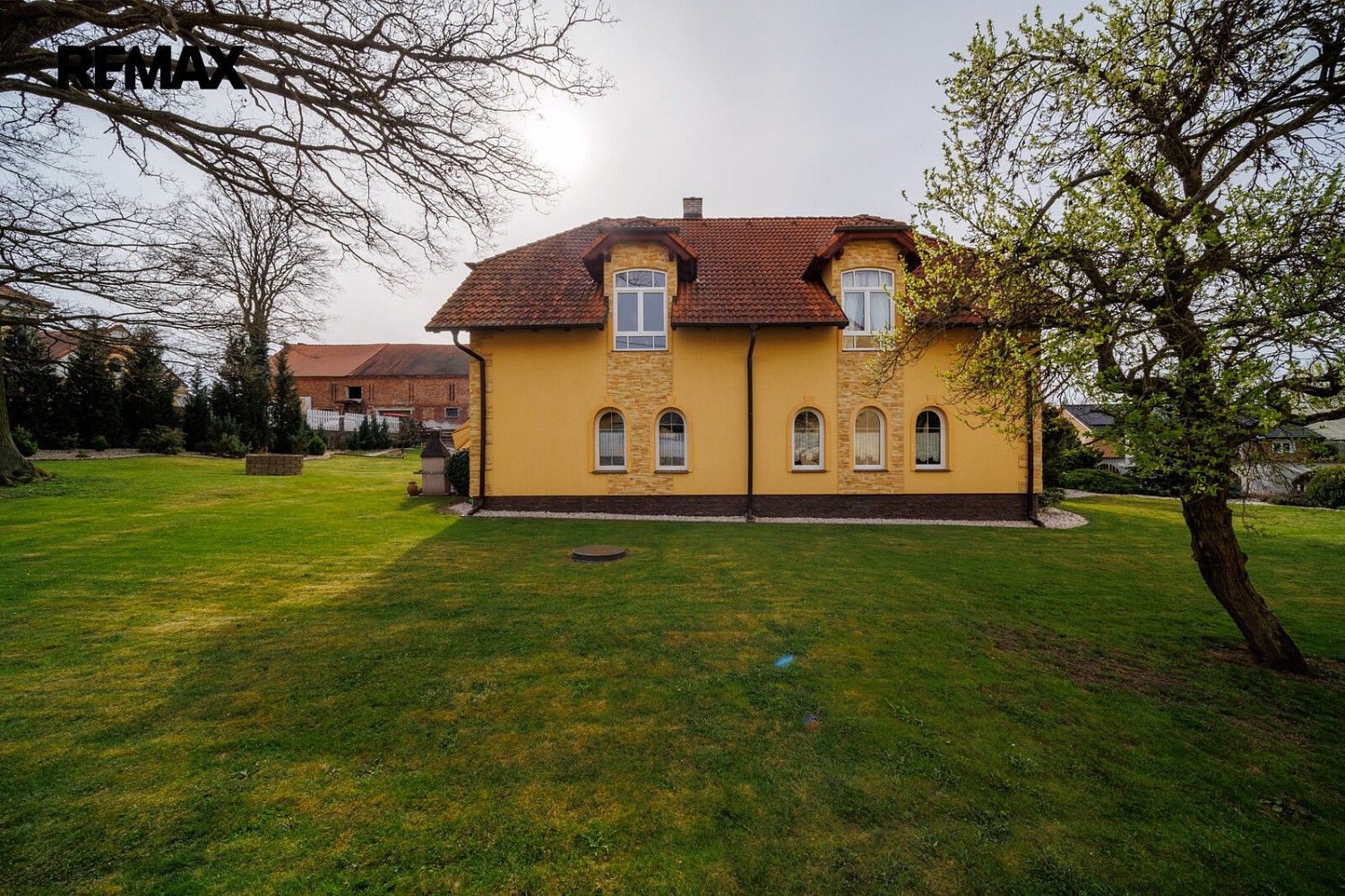 Rodinné domy, Odrava - Dobroše, okres Cheb, 410 m² - 2