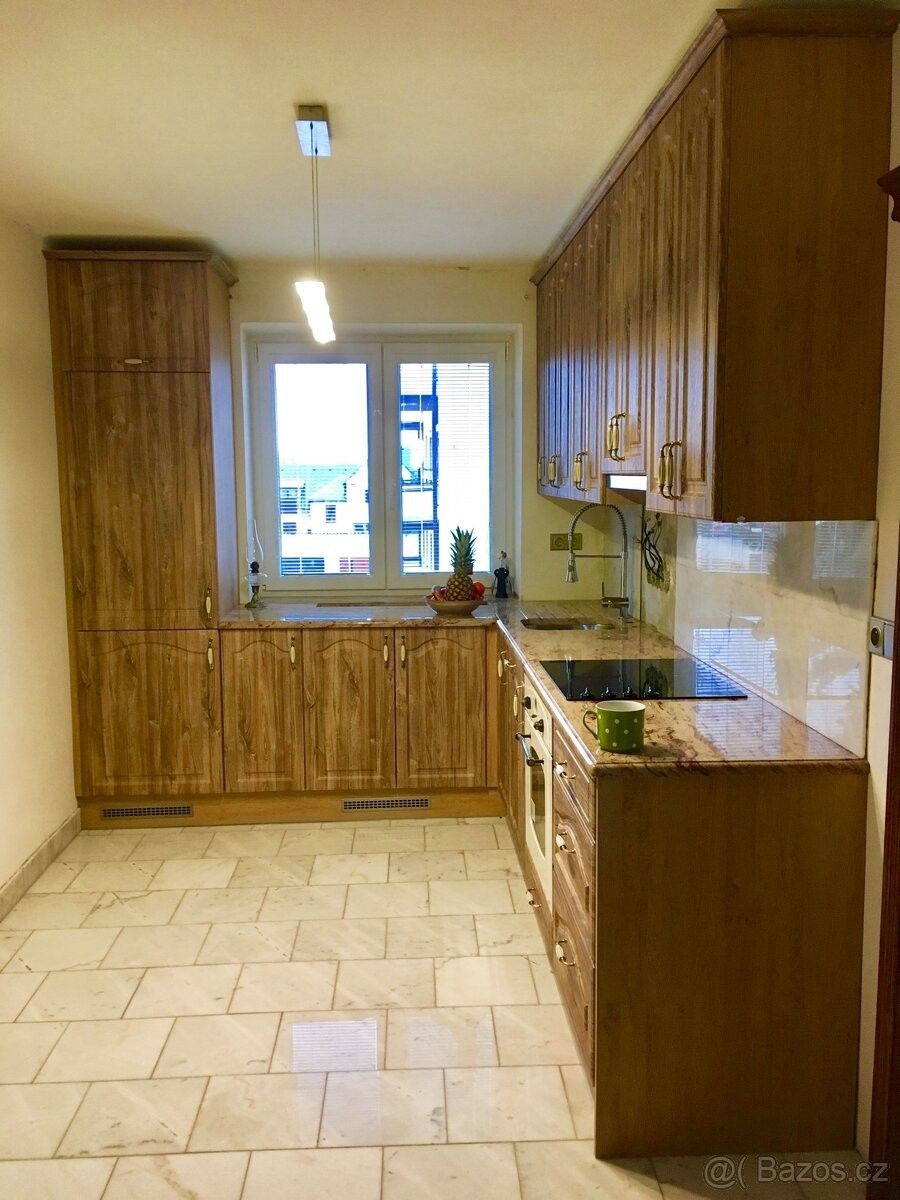 Byty, Holice v Čechách, 534 01