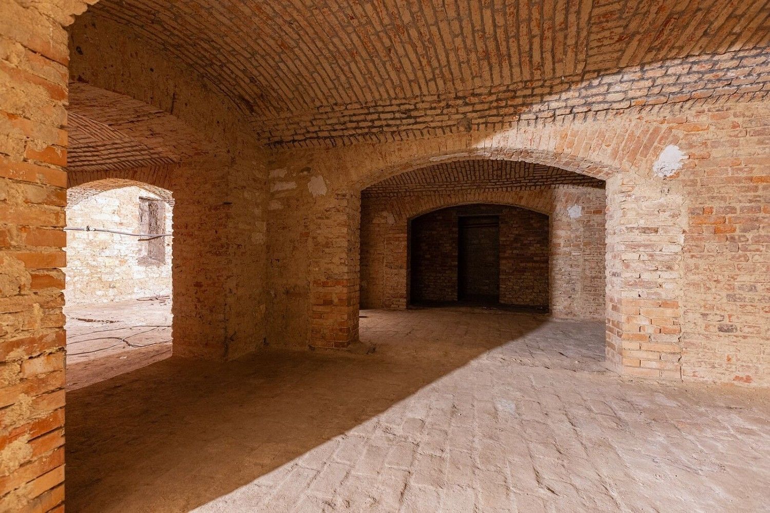 Prodej obchodní prostory - Praha - Libeň, okres Praha 8, Hlavní město Praha, 185 m² - 5