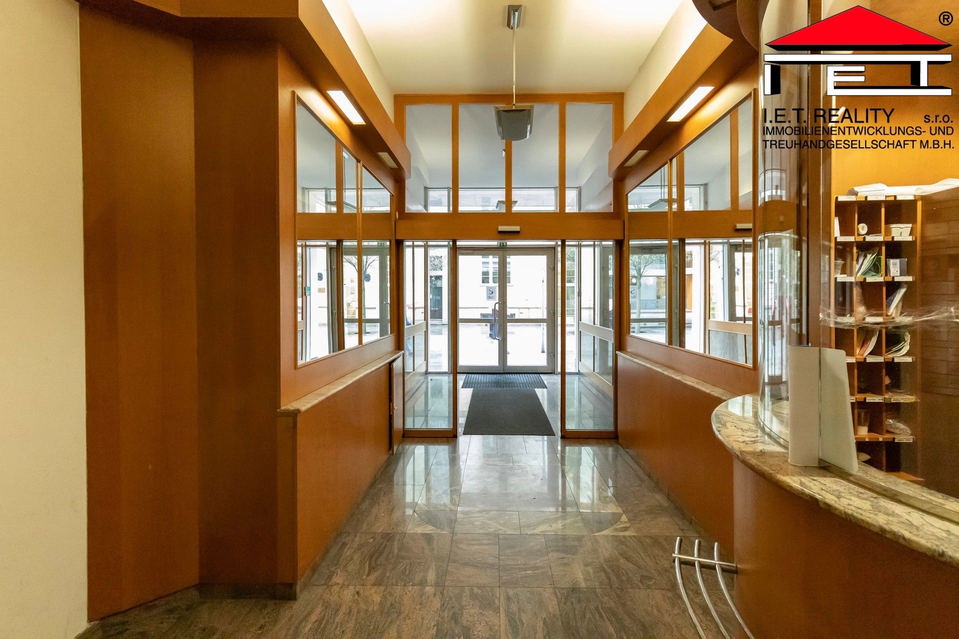 Pronájem kancelář - Zámecká, Ostrava, 66 m²