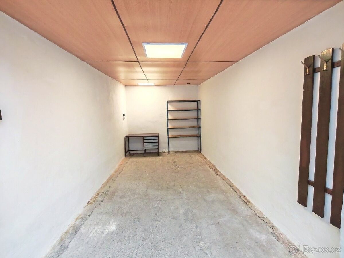 Pronájem byt - Ostrava, 720 00