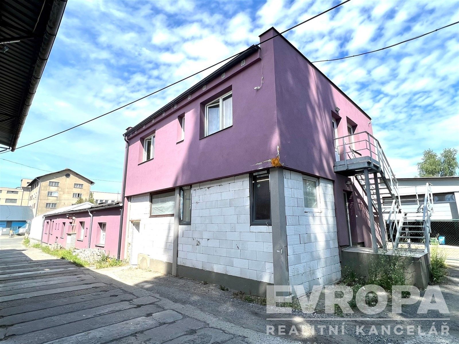 Výrobní prostory, Pražská, Slaný, 800 m²