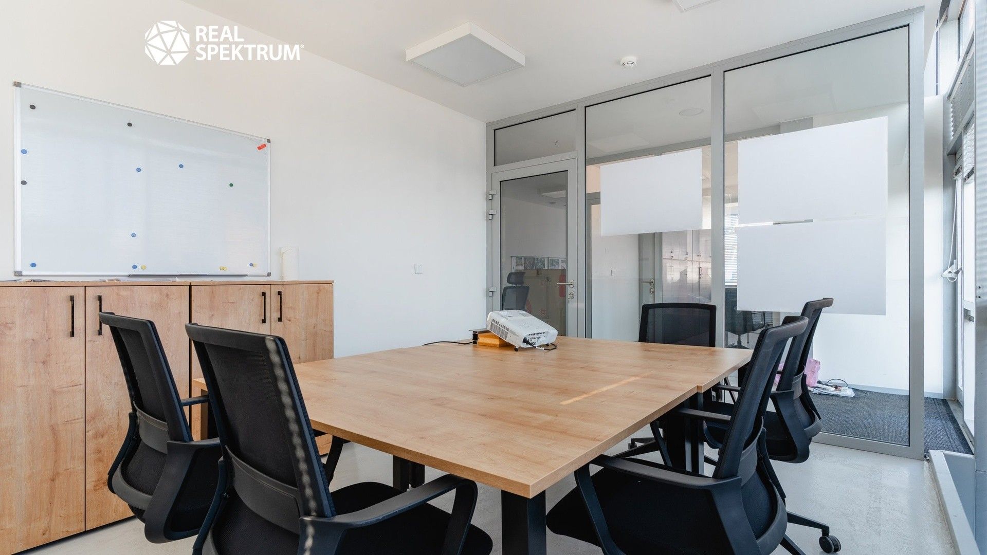 Kanceláře, Plynárenská, Brno, 1 000 m²