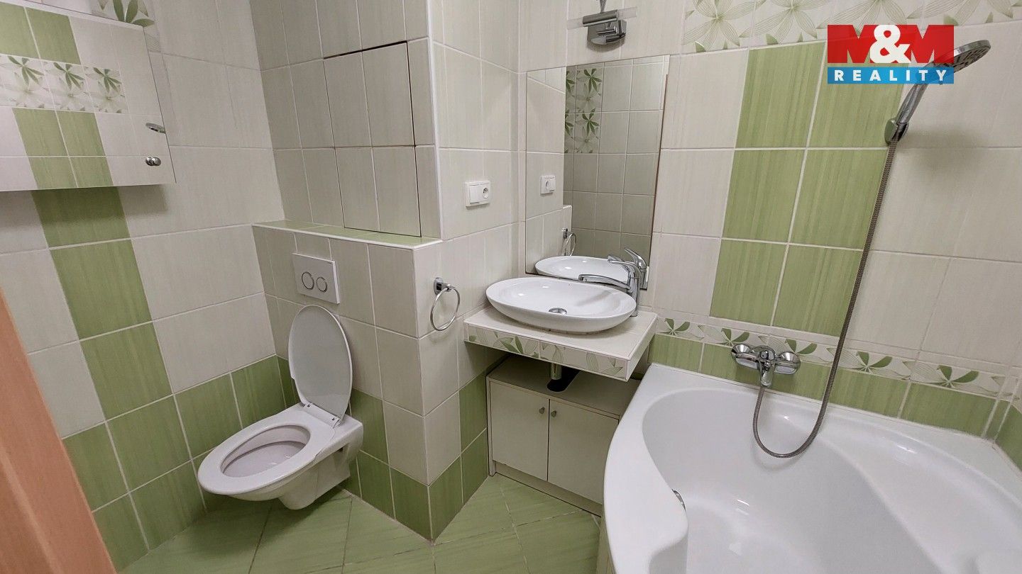 Pronájem byt 2+1 - Husova, Zlín, 58 m²