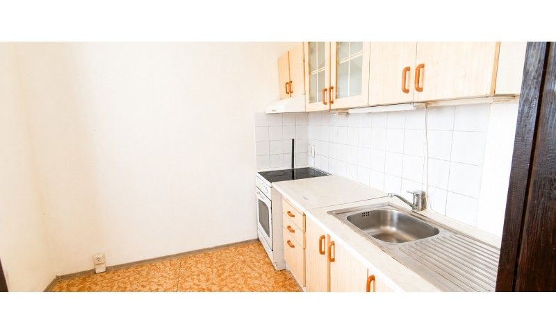 Prodej byt 2+1 - Na Honech II, Zlín, 44 m² - 5