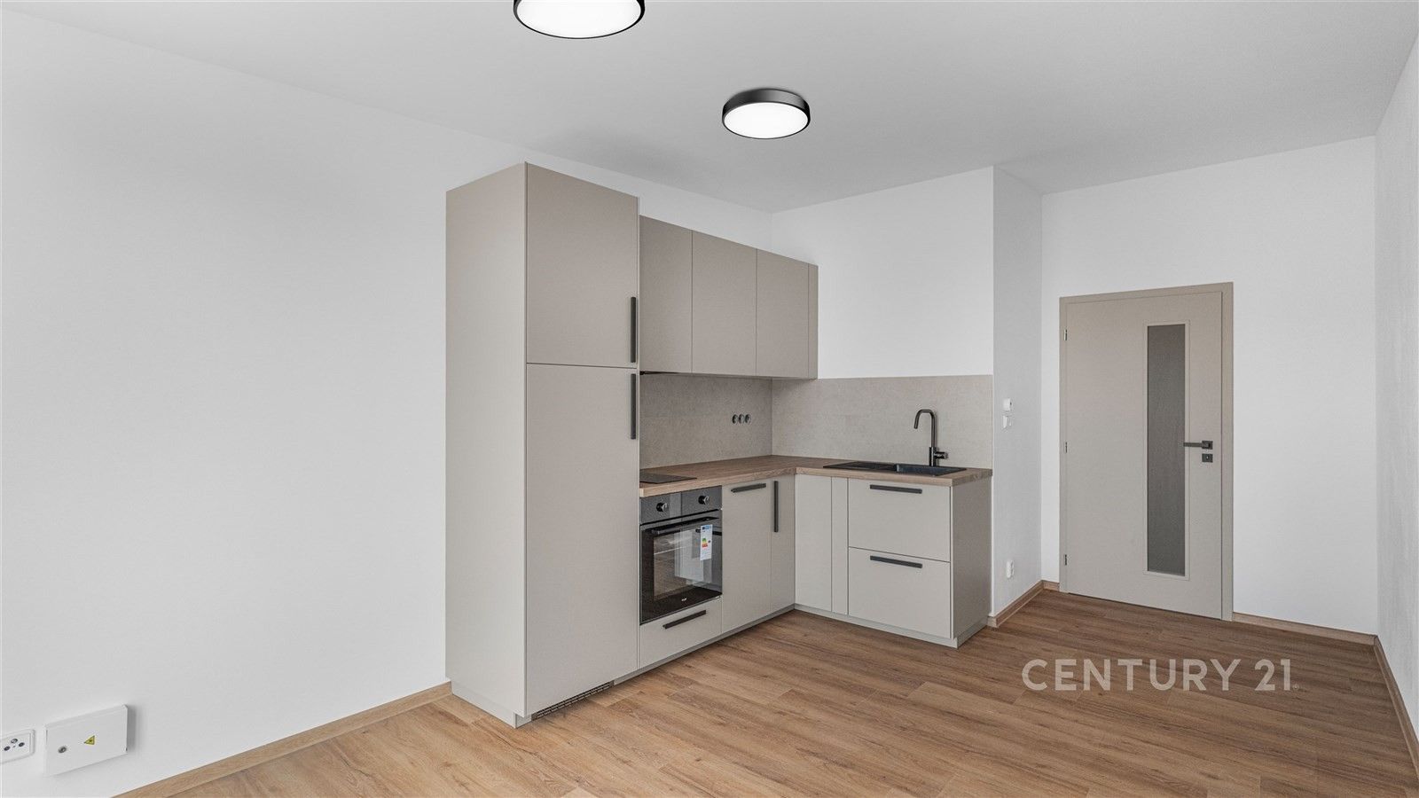 Pronájem byt 1+kk - Topolová  , Milovice Mladá, 29 m² - 5
