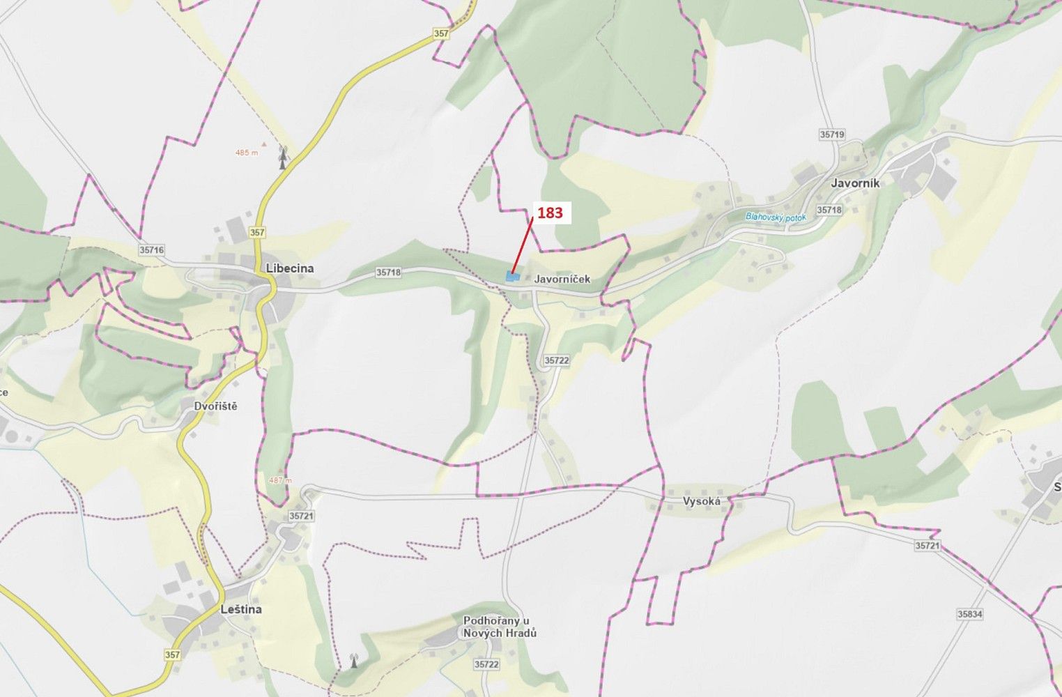Les, 2 475 m²