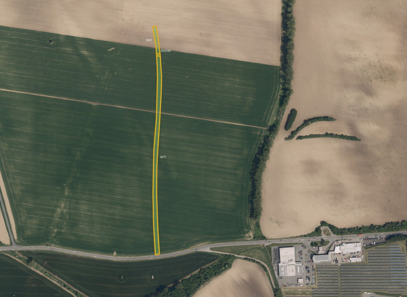 Zemědělský pozemek, 38 561 m²