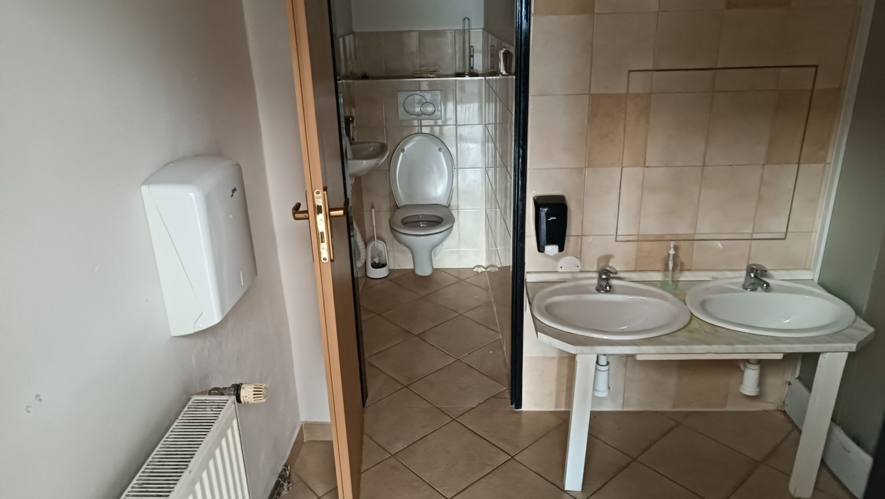 Pronájem rodinný dům - Sadová, Beroun - Beroun, Středočeský kraj, 100 m² - 5