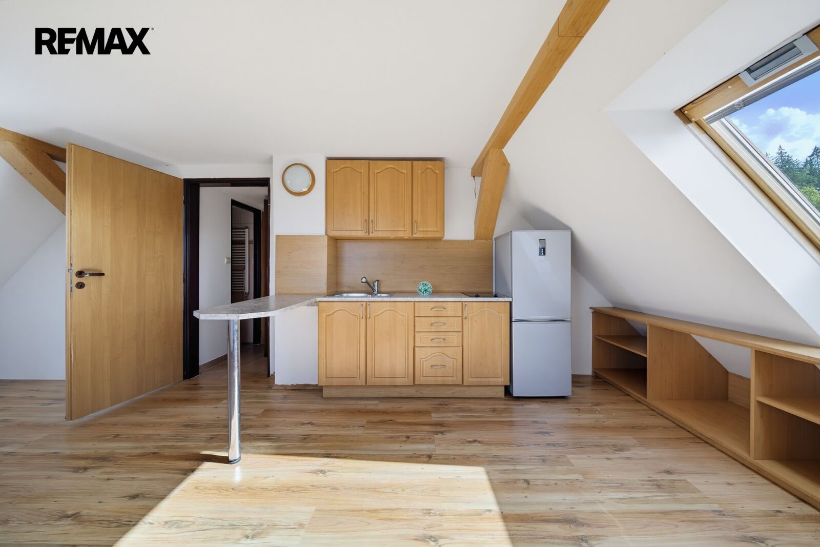 1+kk, Plzeňská 1556, Karlovy Vary, 23 m² - 2