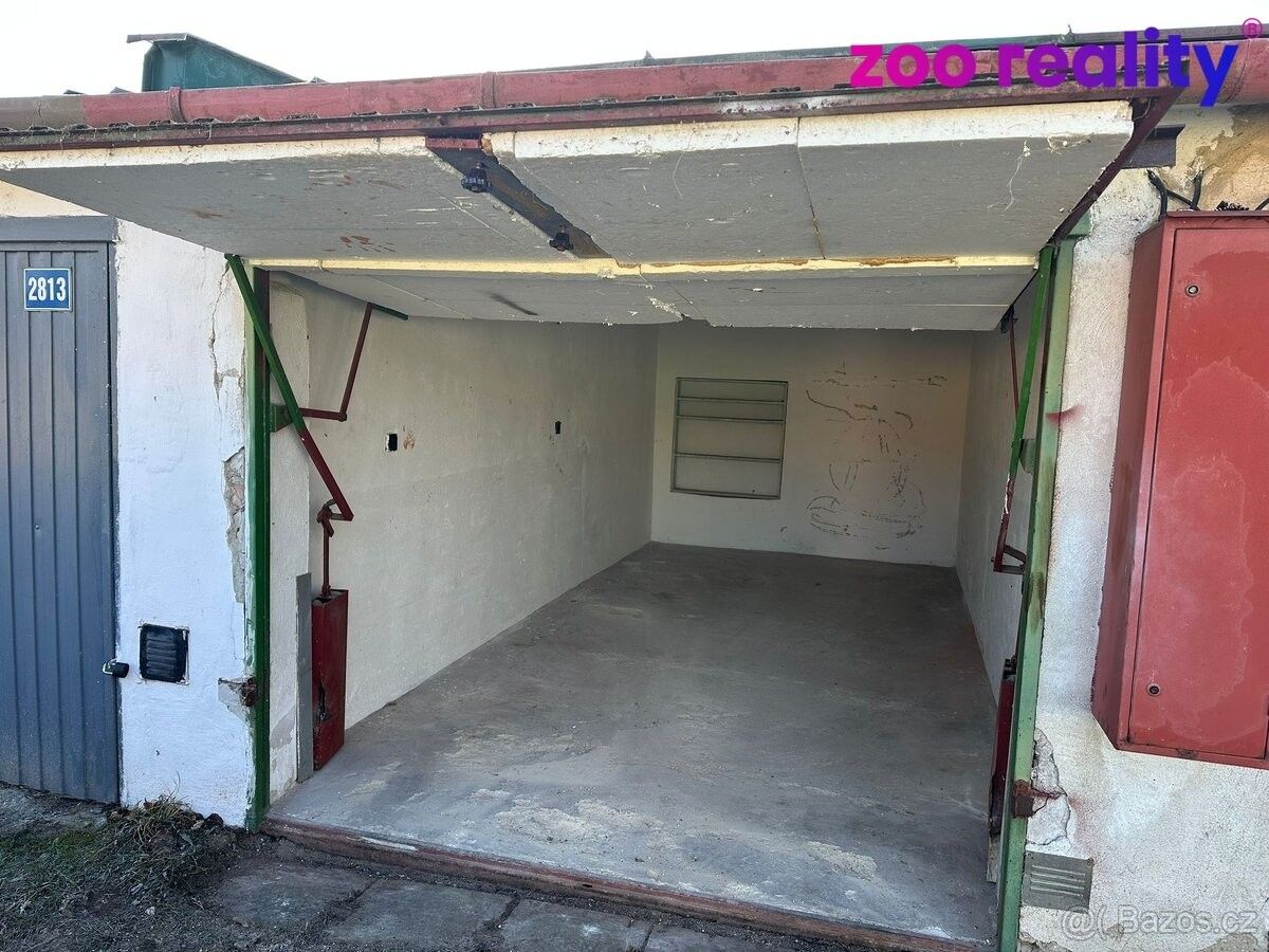 Garáže, Uničov, 783 91