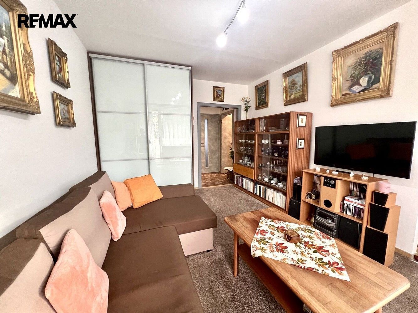 Prodej byt 3+1 - Veltruská, Praha 9 - Prosek, 58 m² - 5