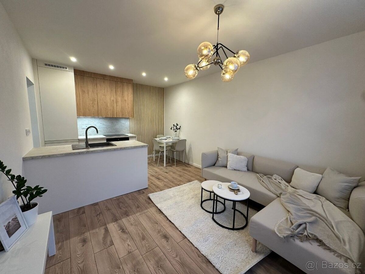 Byty, Jihlava, 586 01