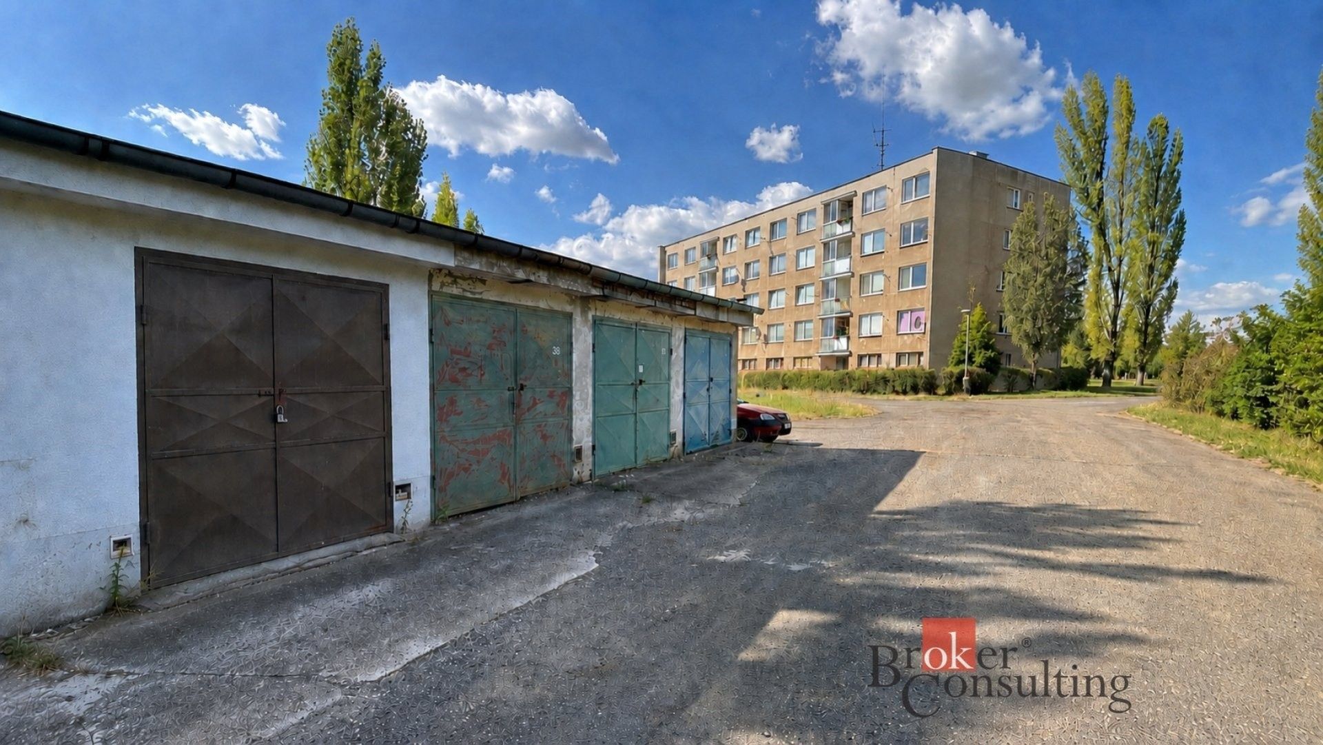 Garáže, Černovická, Chomutov, 19 m²