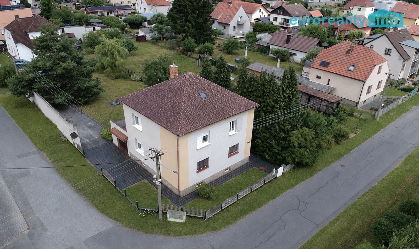 Rodinné domy, Šťáhlavy, okres Plzeň-město, Plzeňský kraj, 220 m² - 2