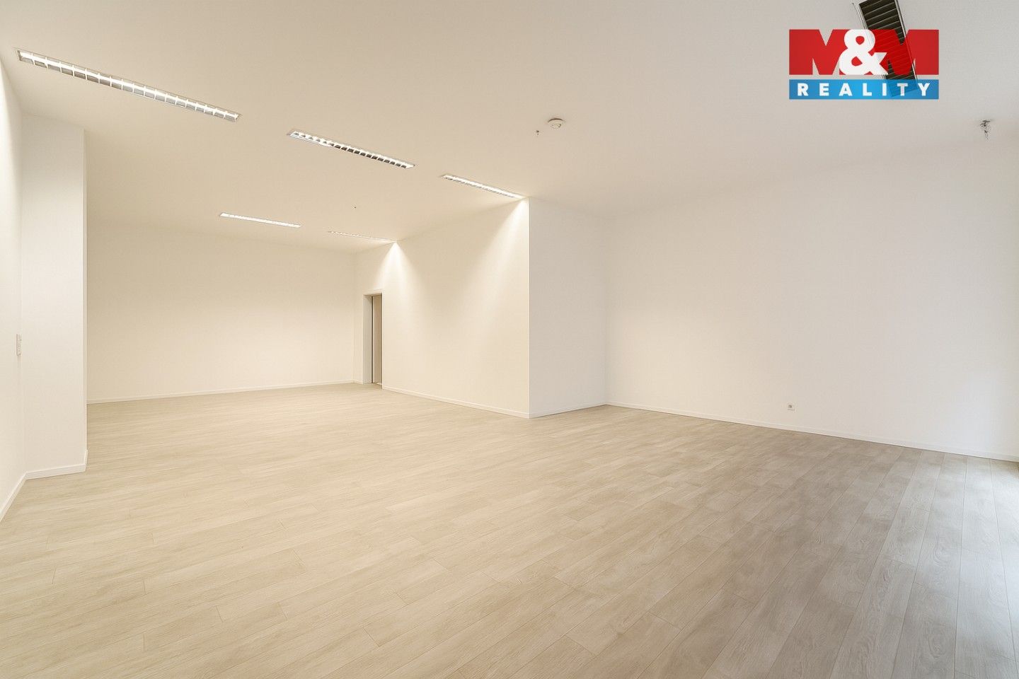 Pronájem kancelář - Revoluční, Praha, 85 m²