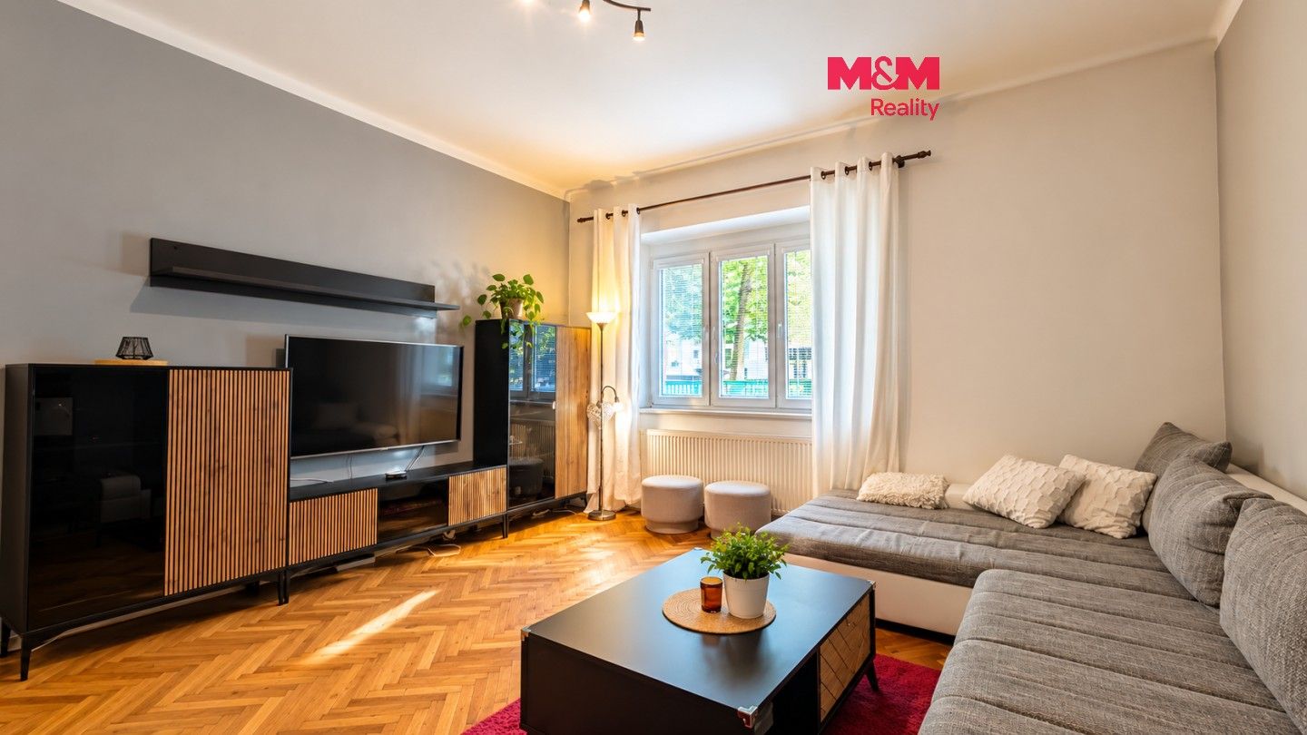 1+1, U družstev, Praha, 58 m² - 1