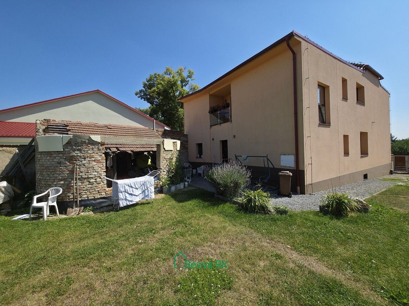 Prodej rodinný dům - Nučice, okres Praha-západ, Středočeský kraj, 250 m² - 5