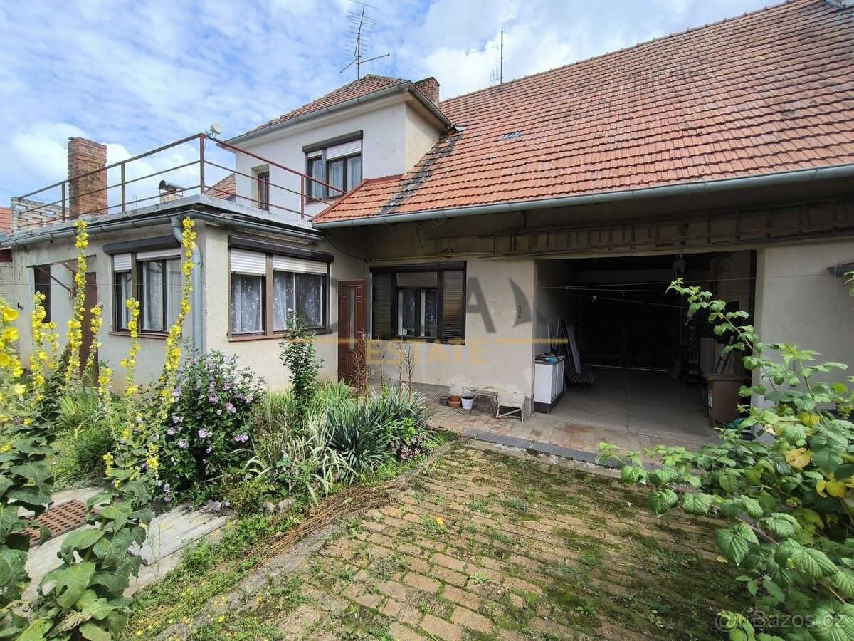 Rodinné domy, Moravany u Kyjova, 696 50