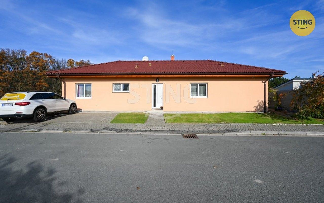 Rodinné domy, Újezd u Přelouče, 146 m²