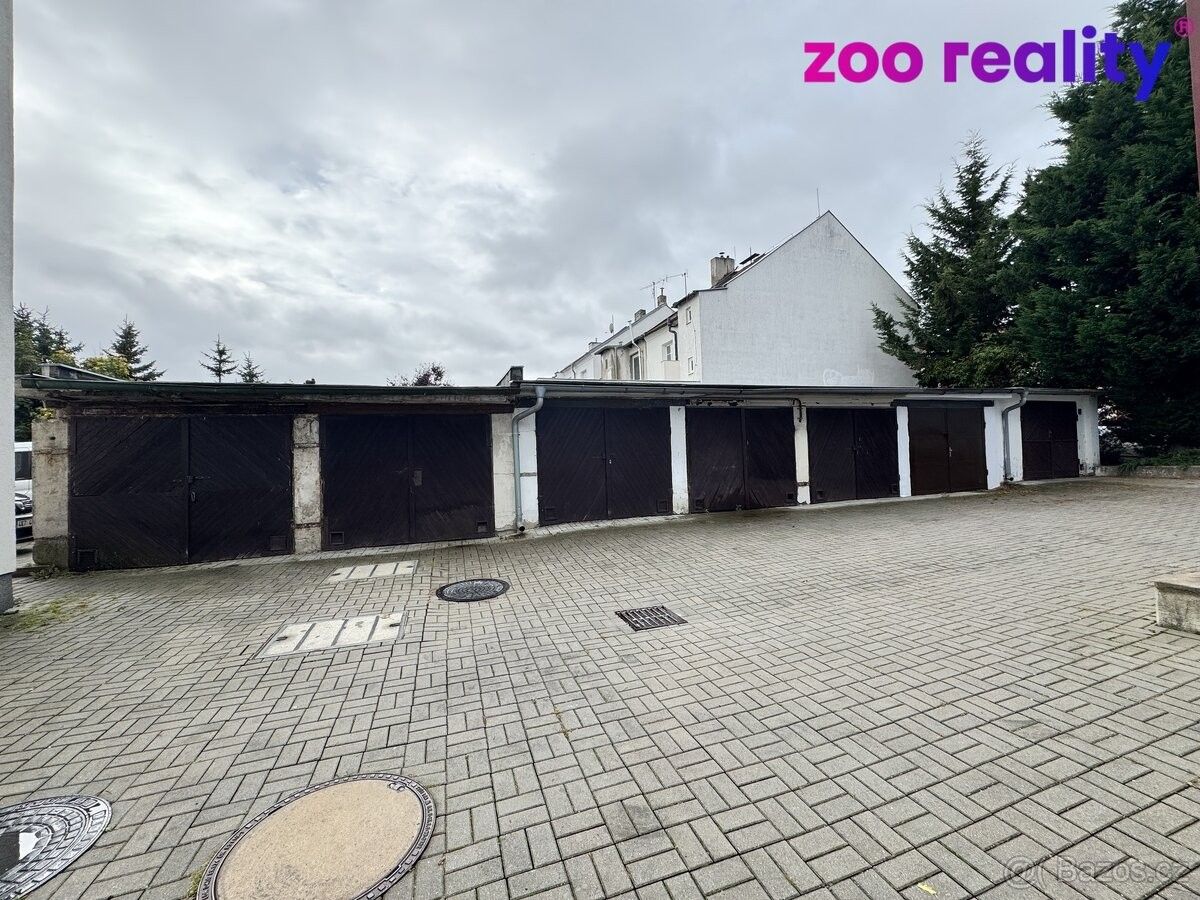 Garáže, Chomutov, 430 03