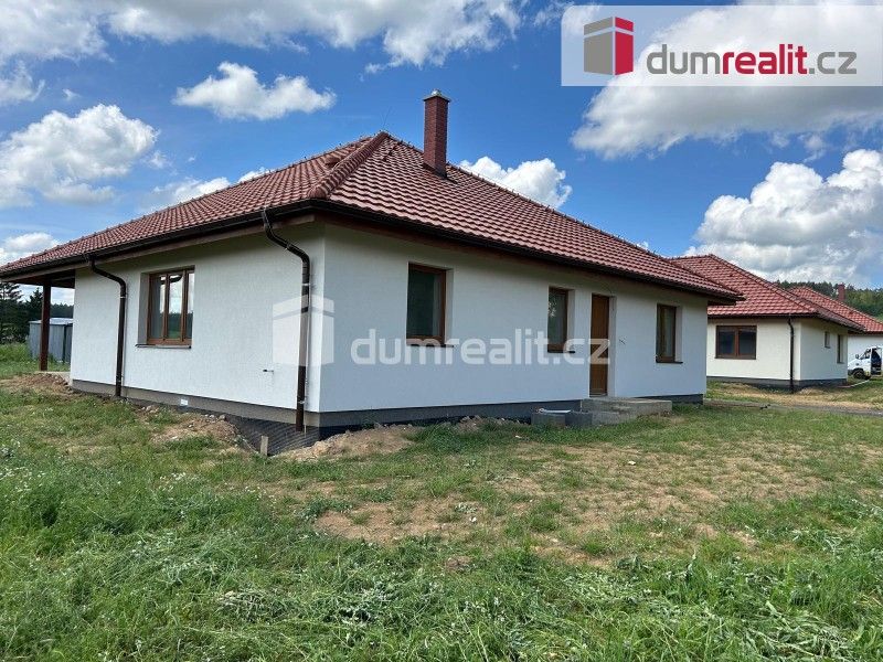 Rodinné domy, Keblov, 145 m²