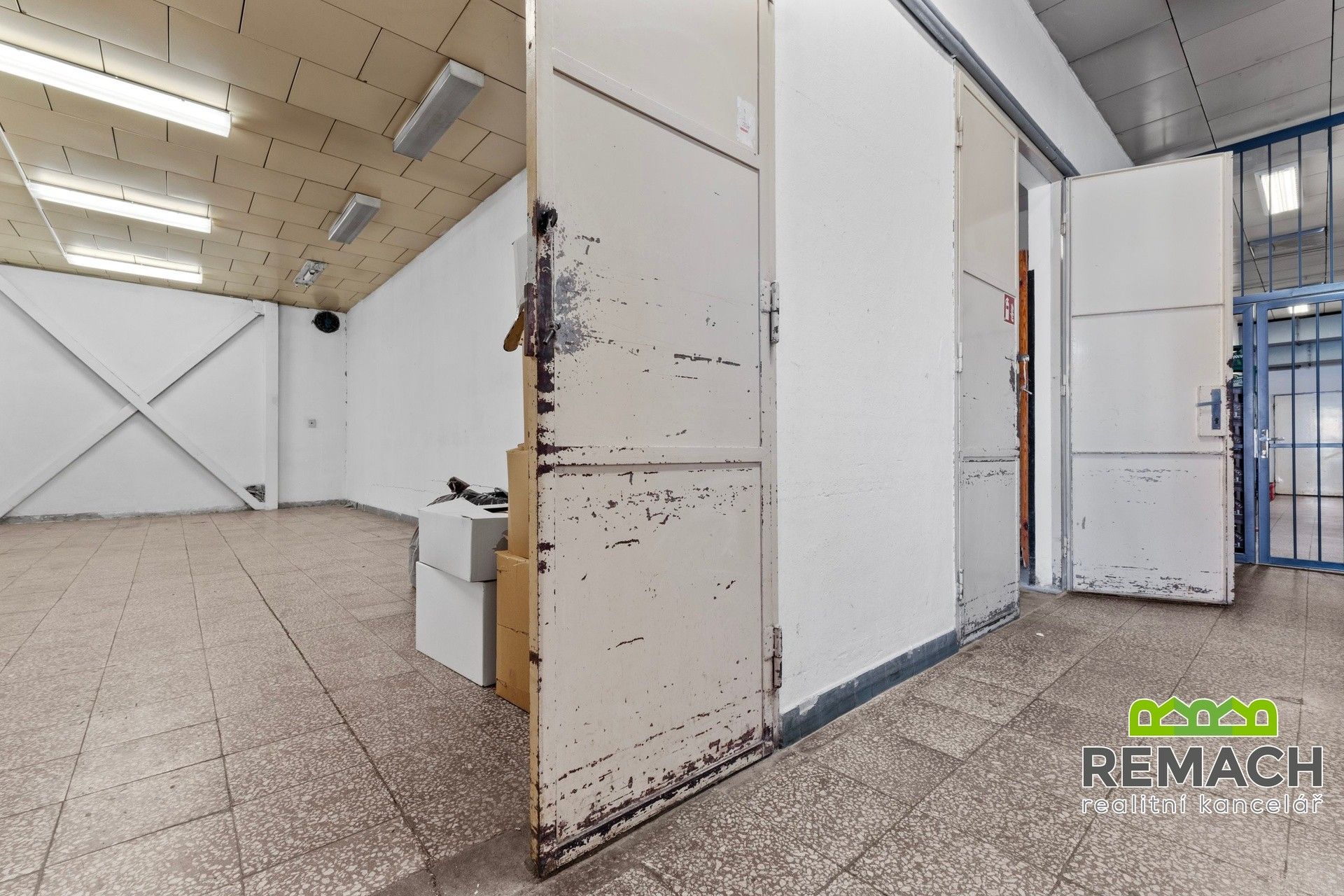 Pronájem obchodní prostory - Pekařská, Kunovice, 40 m²