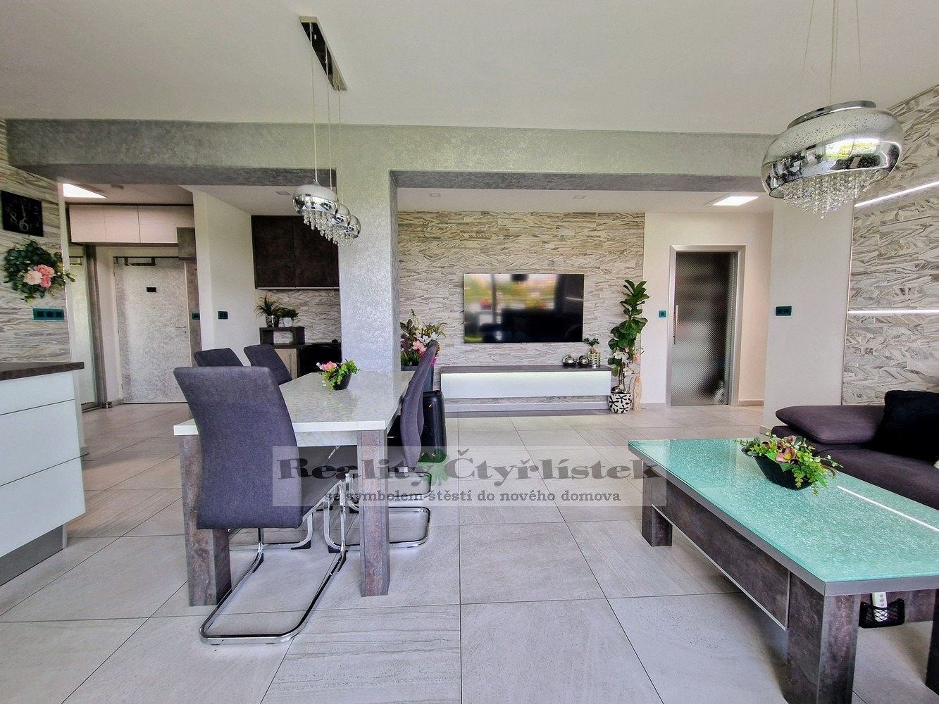 Prodej byt 4+kk - Plukovníka Malého, České Budějovice 2, 140 m² - 5