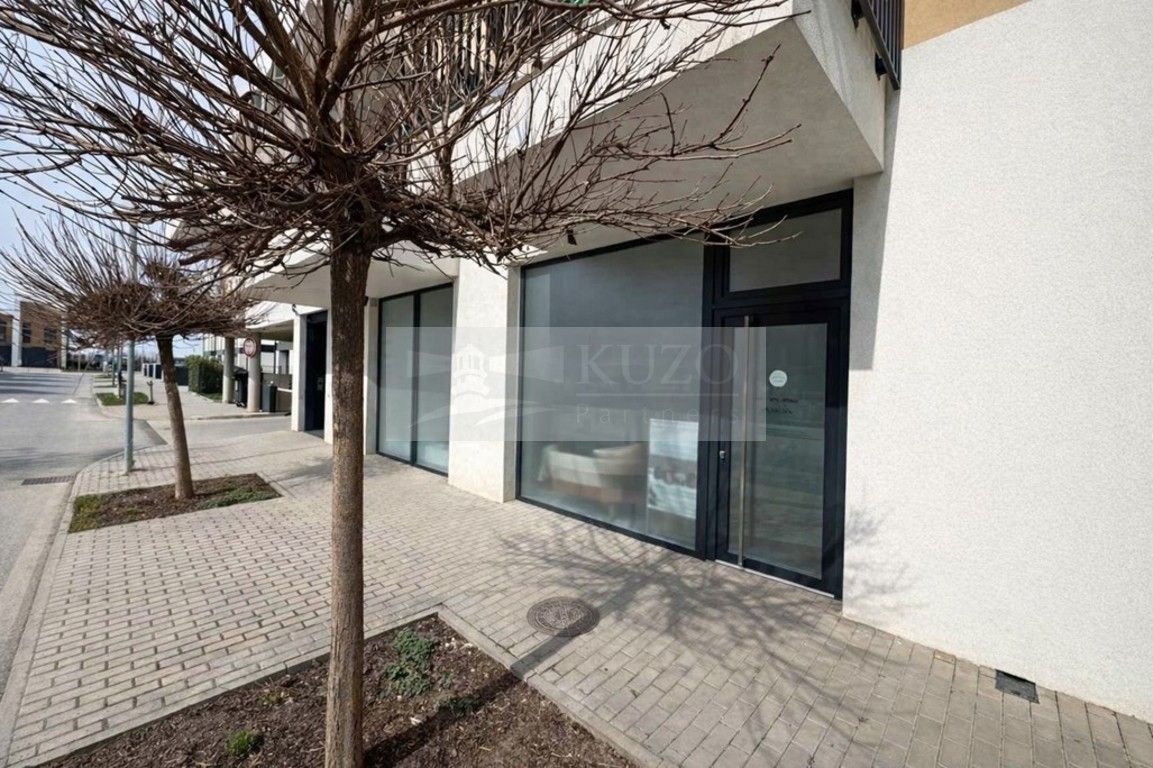 Obchodní prostory, Na Výsluní 367, Vysoký Újezd, 73 m² - 2