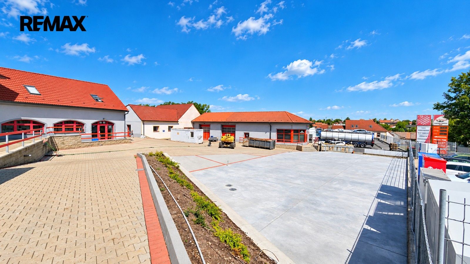 Obchodní prostory, 9. května 2357, Roudnice nad Labem Podlusky, 170 m² - 1