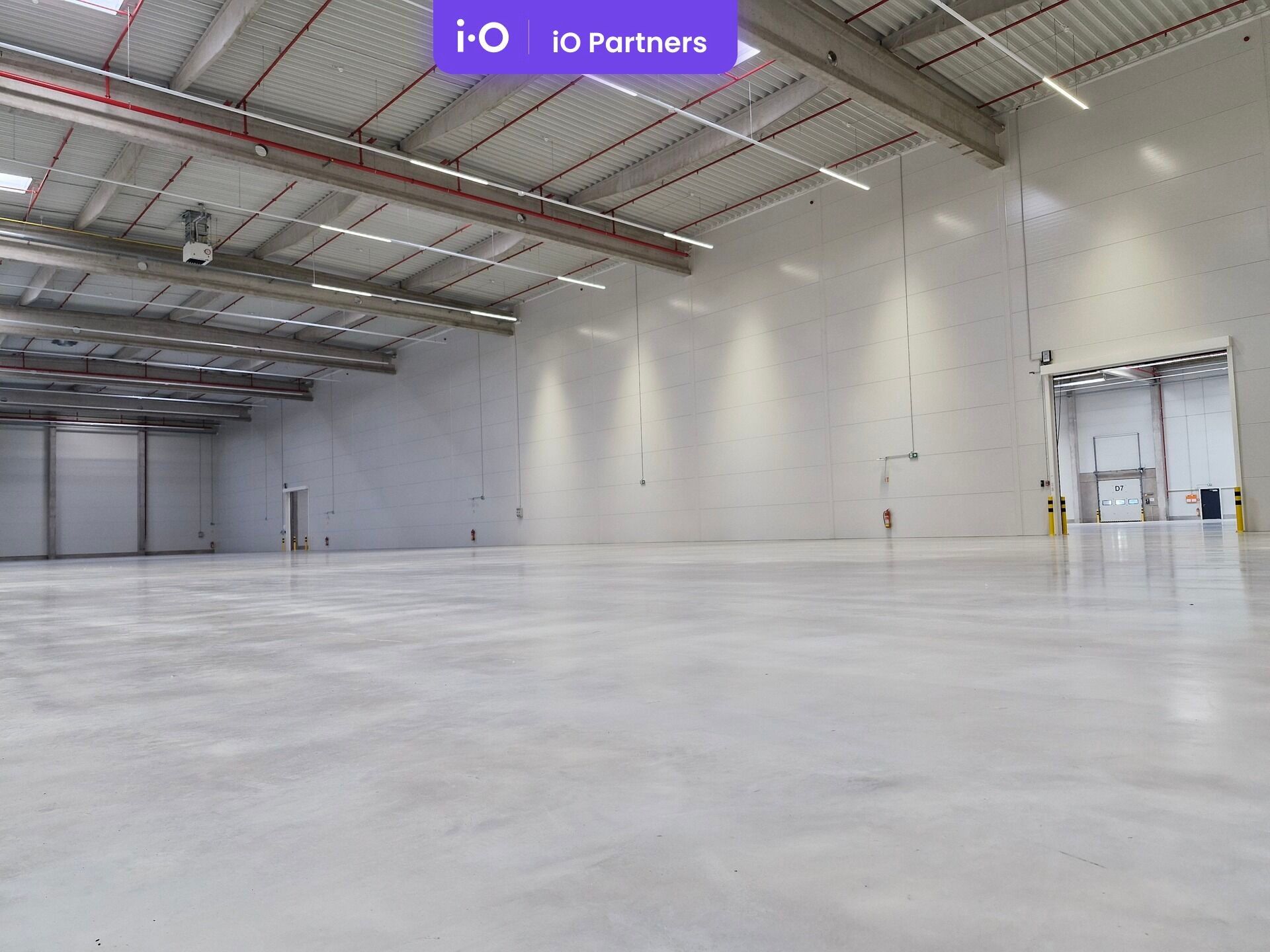 Pronájem sklad - Sokolovská, Velký Osek, 19 m²