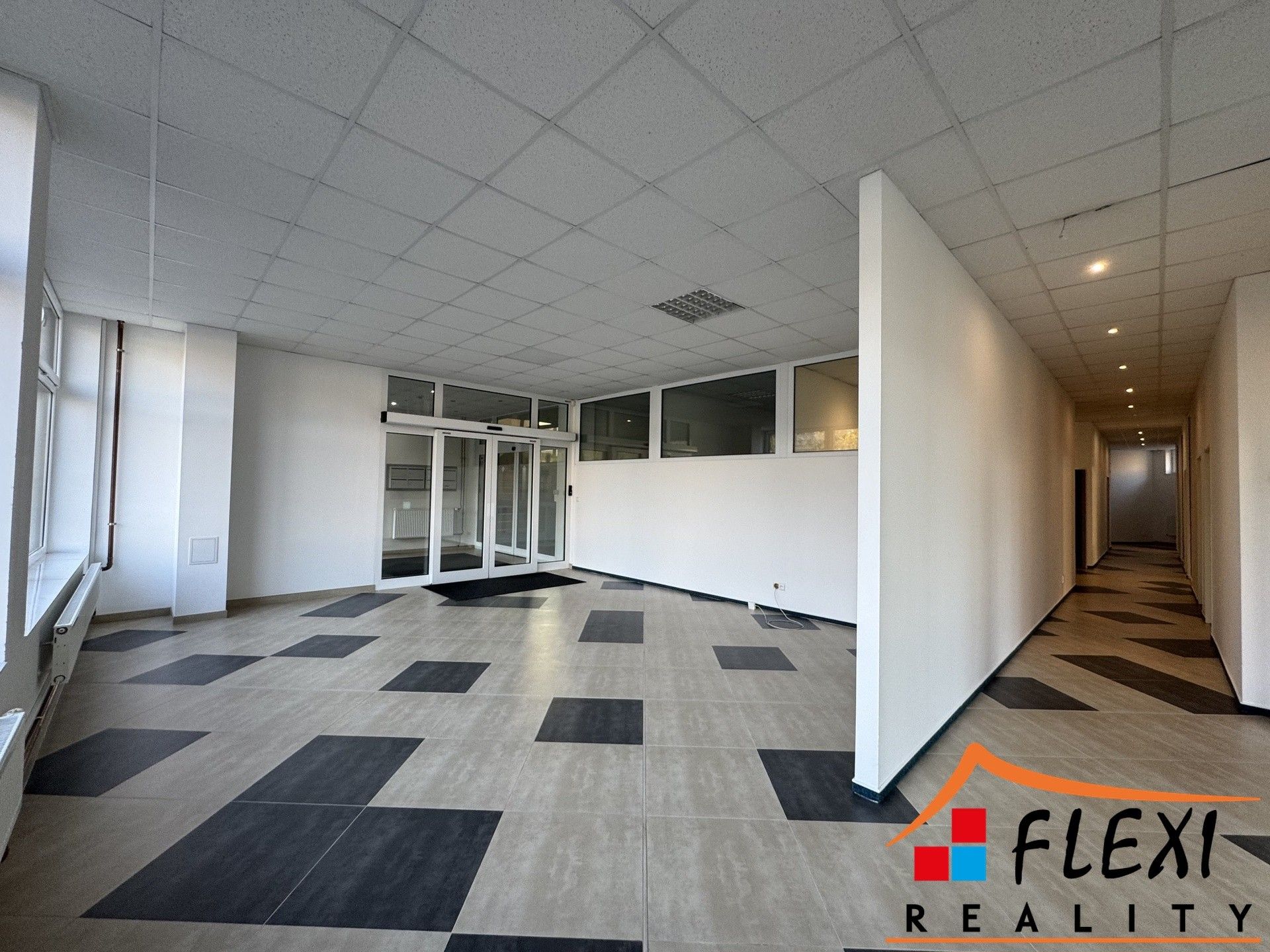 Pronájem kancelář - 28. října, Ostrava, 390 m²