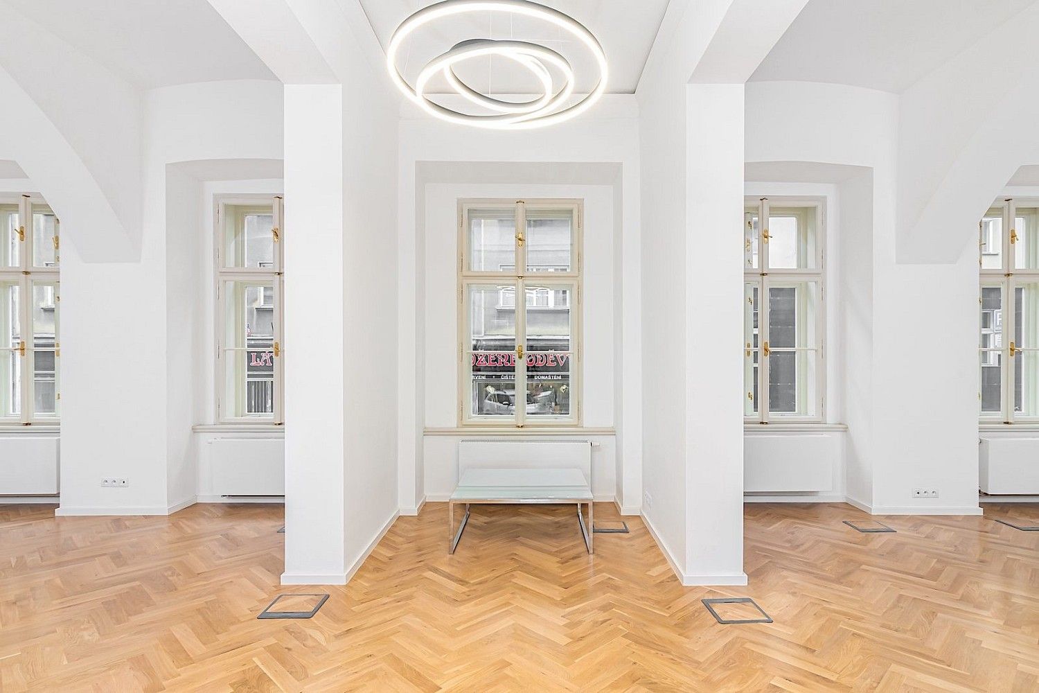 Obchodní prostory · 133 m² · Praha - 3