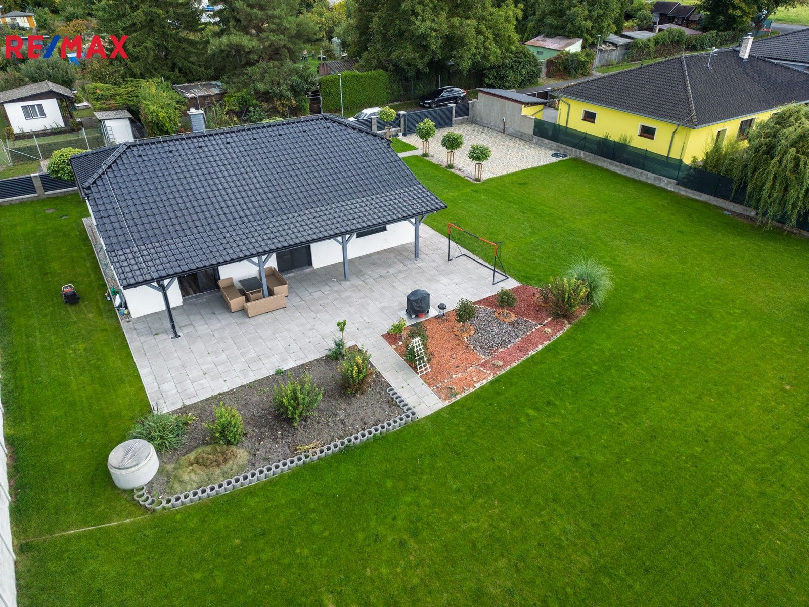 Prodej rodinný dům - V Lázních, Louny, 130 m²