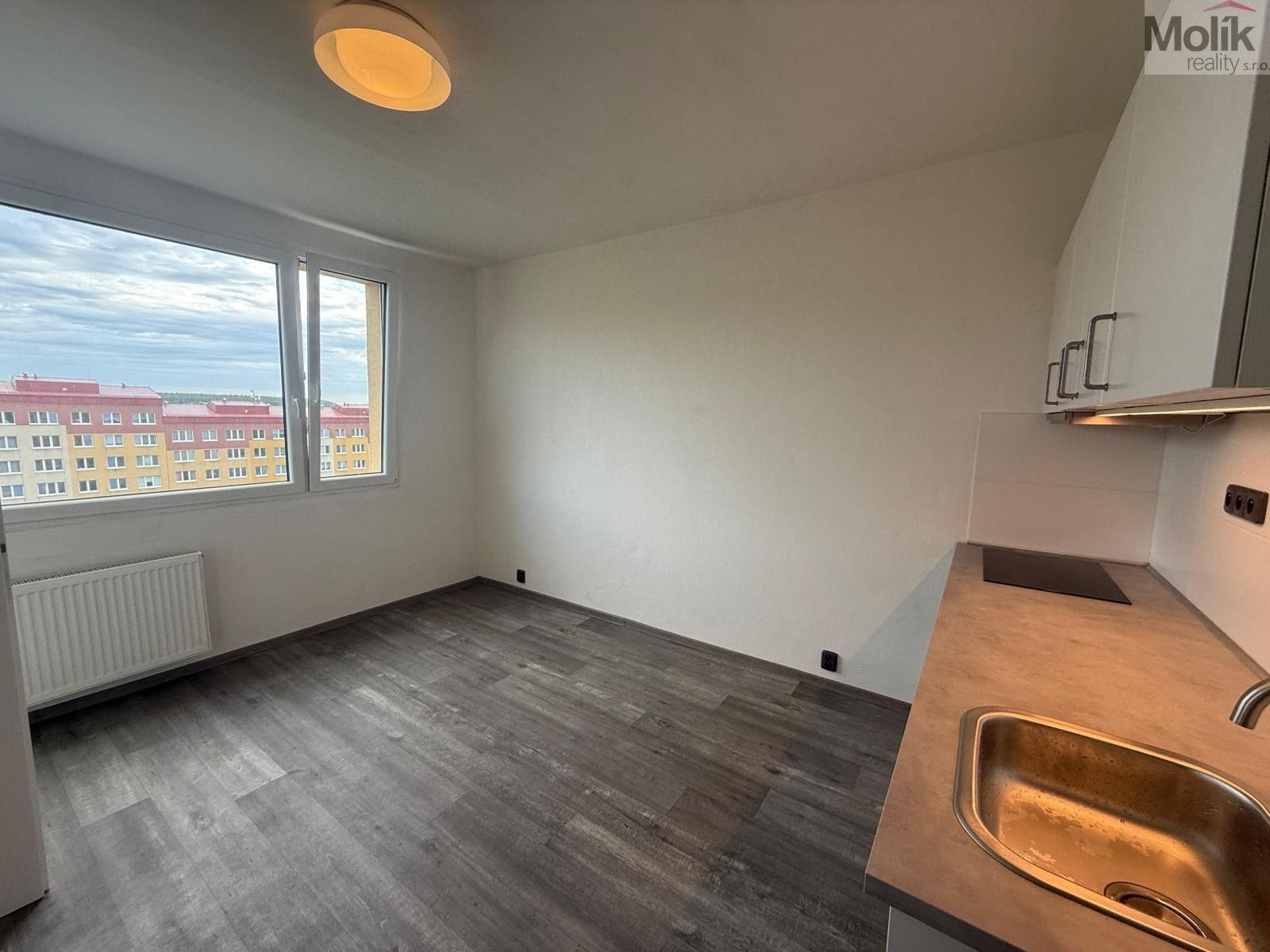 Byt 1+1 · 35 m² · Marš. Rybalka, Most - 4