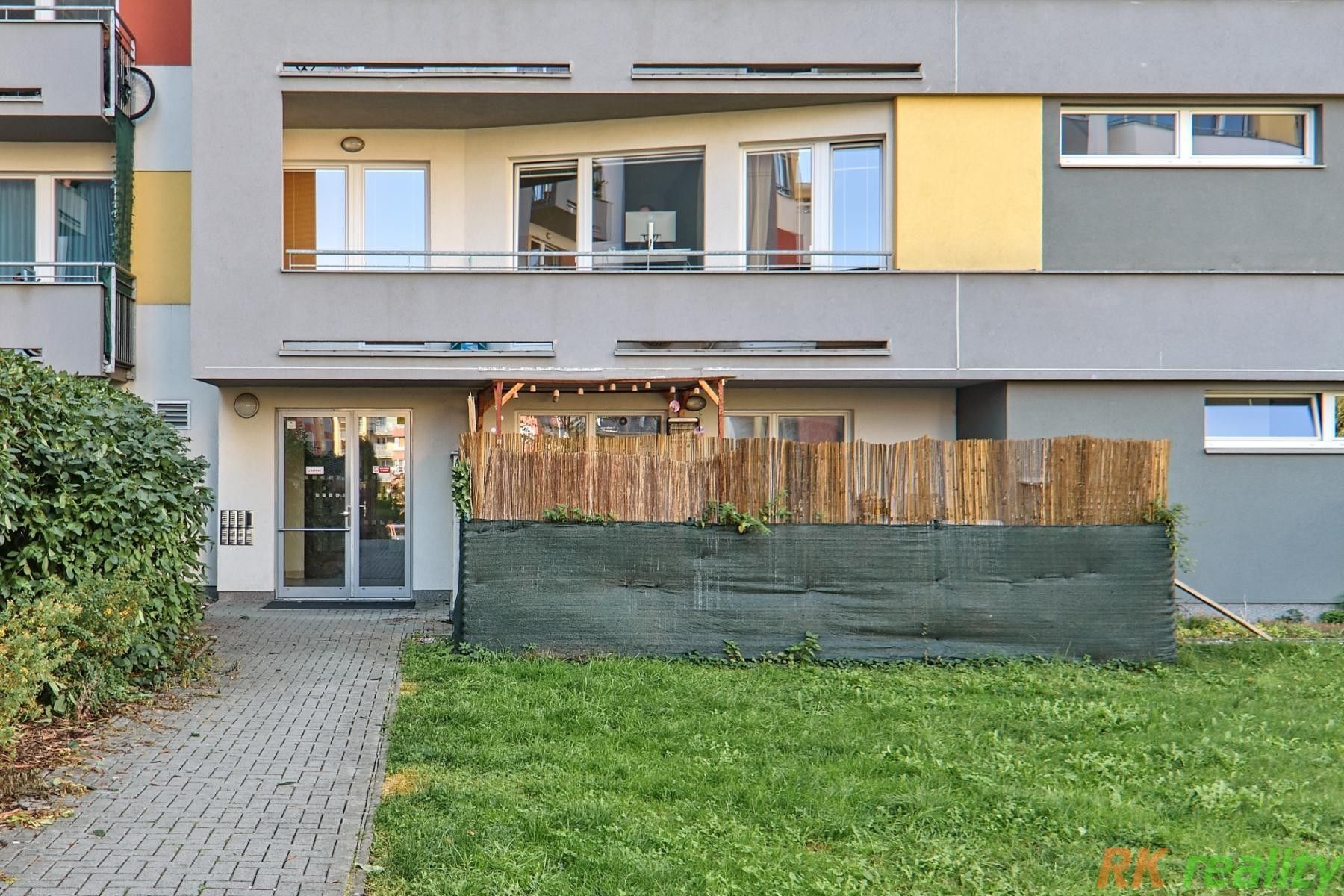 Byt 1+kk · 67 m² · Sazovická, Praha - 3