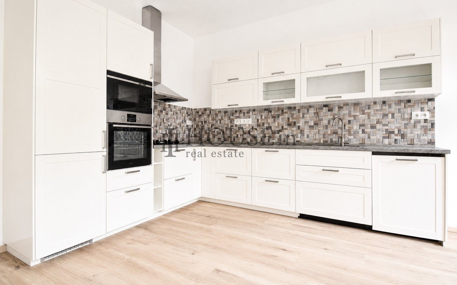 2+kk, Holečkova, Praha, 60 m² - 1