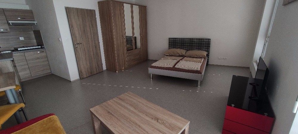 Byt 1+kk · 40 m² · Branišovská 1800, České Budějovice 2 - 3