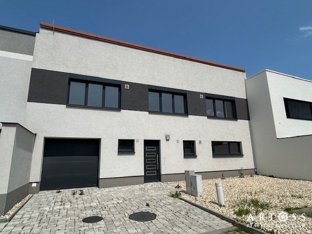 Prodej rodinný dům - Sadová, Rousínov, 152 m²