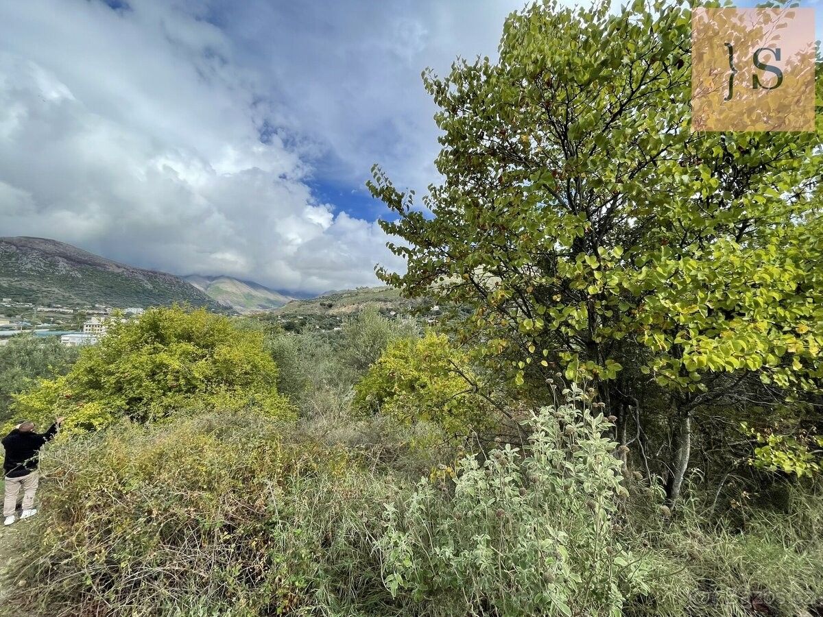 Prodej pozemek pro bydlení - 987 66, Zahraničí